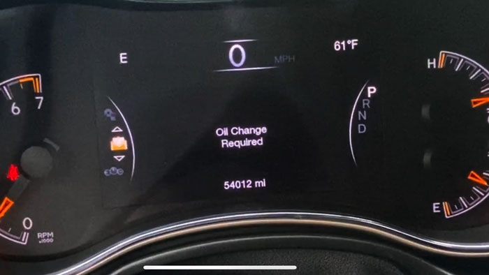 Oil Life System of a 2015 Jeep Cherokee