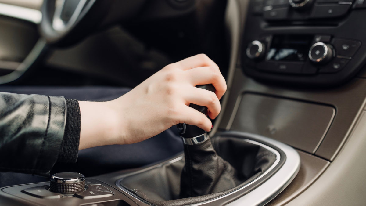 10 Things You Should Never Do When Driving a Manual Car