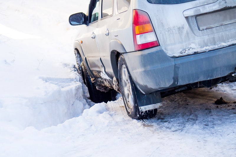 Avoid Car Damage: Risks of Leaving Your Car Outside in Cold Weather